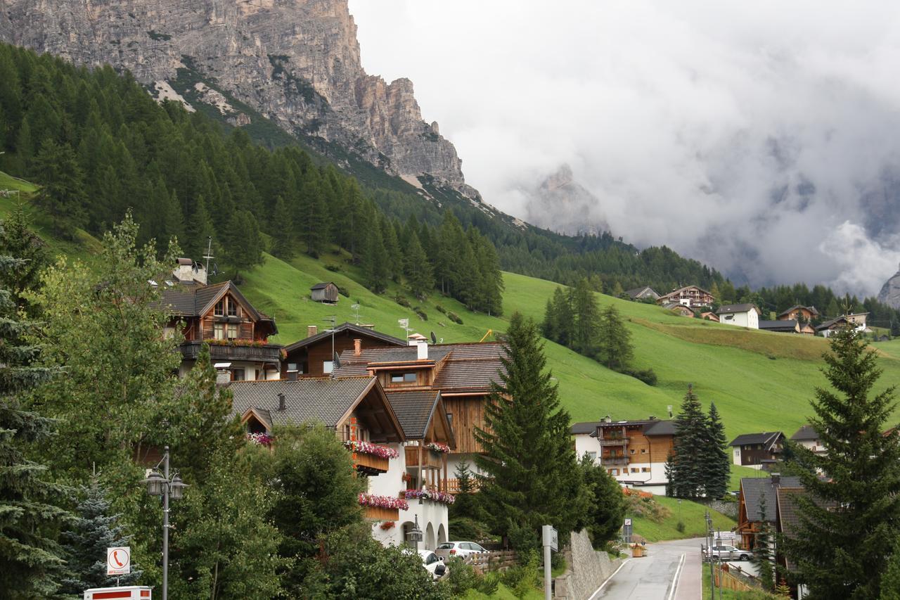 Residence Vajolet San Cassiano San Cassiano  Exterior foto